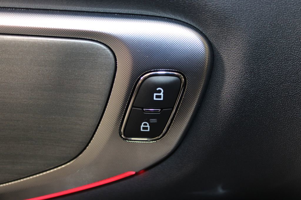 Certified 2025 Ford Expedition Platinum image 23