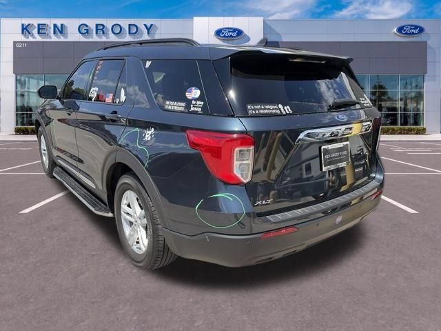 Certified 2022 Ford Explorer XLT RWD image 4