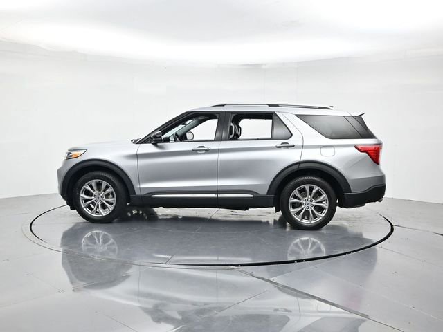 Certified 2023 Ford Explorer Limited w/ Equipment Group 301A AWD/4WD image 9