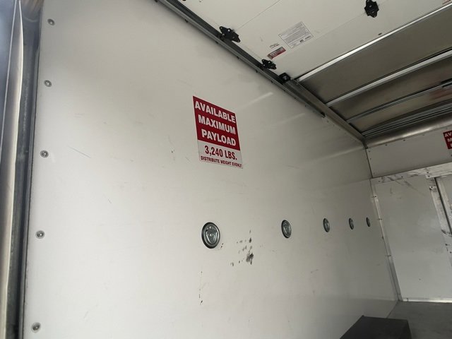 Certified 2022 Ford E-350 and Econoline 350 Super Duty image 29