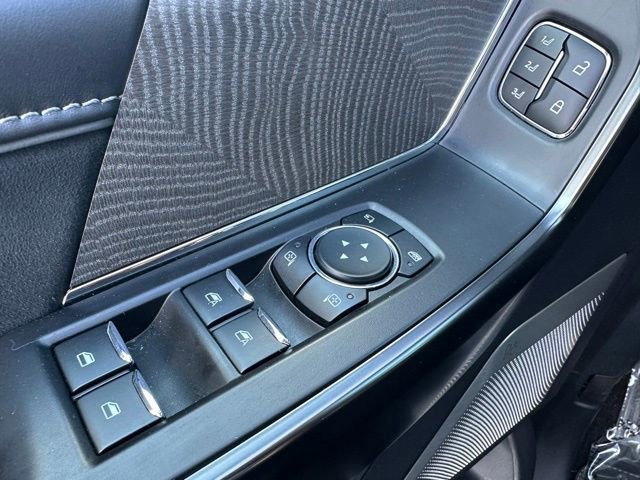 Certified 2023 Ford F150 Platinum w/ Equipment Group 701A High image 29