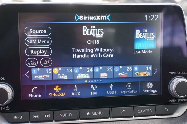 Used 2025 Nissan Sentra SV image 15