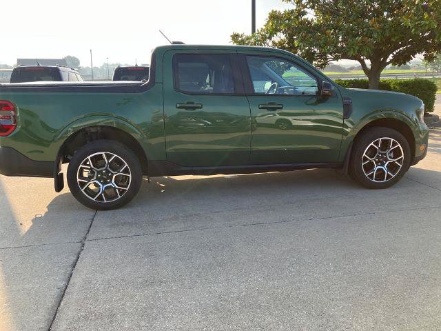 Certified 2025 Ford Maverick Lariat w/ 4K Tow Package AWD/4WD image 7