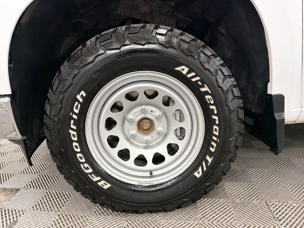 Used 2024 Chevrolet Silverado 1500 W/T w/ WT Safety Package AWD/4WD image 13