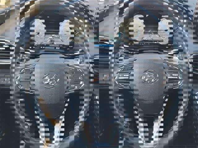 Used 2023 Hyundai Santa Fe SEL w/ Premium Package image 31