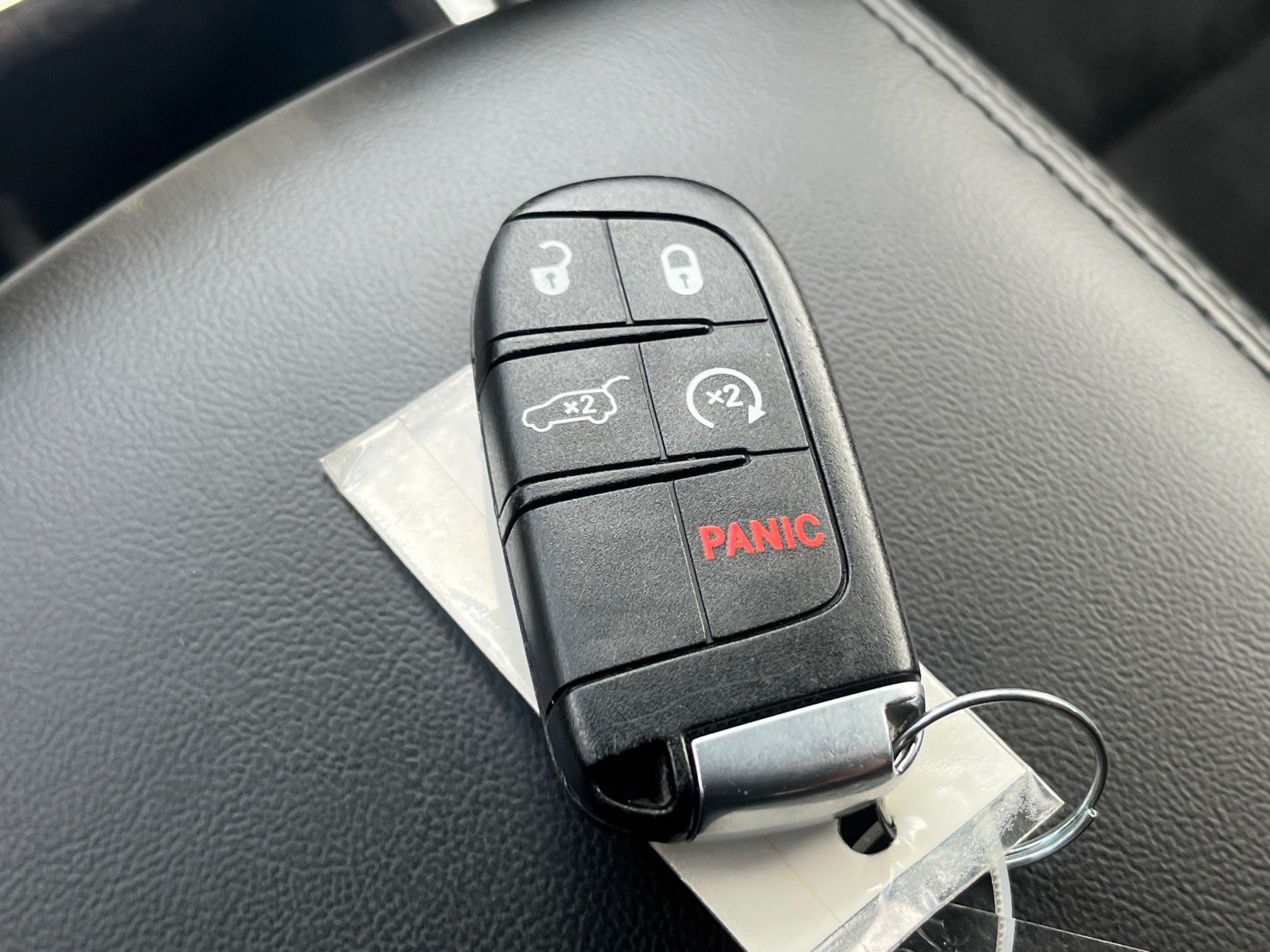 Used 2018 Jeep Grand Cherokee Altitude AWD/4WD image 15