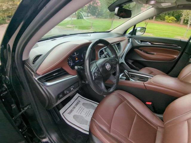 Used 2021 Buick Enclave Avenir w/ Avenir Technology Package FWD image 15
