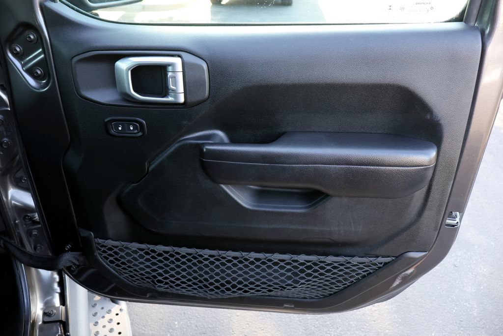 Used 2019 Jeep Wrangler Sport AWD/4WD image 22