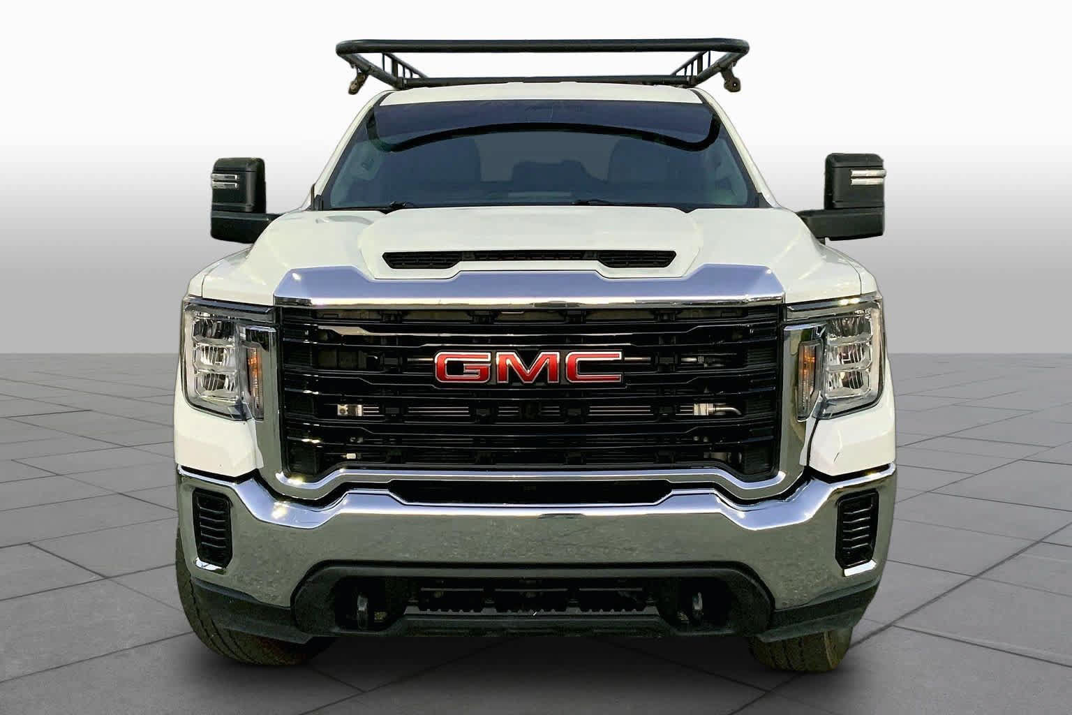 Used 2022 GMC Sierra 2500 Pro w/ Convenience Package AWD/4WD image 4