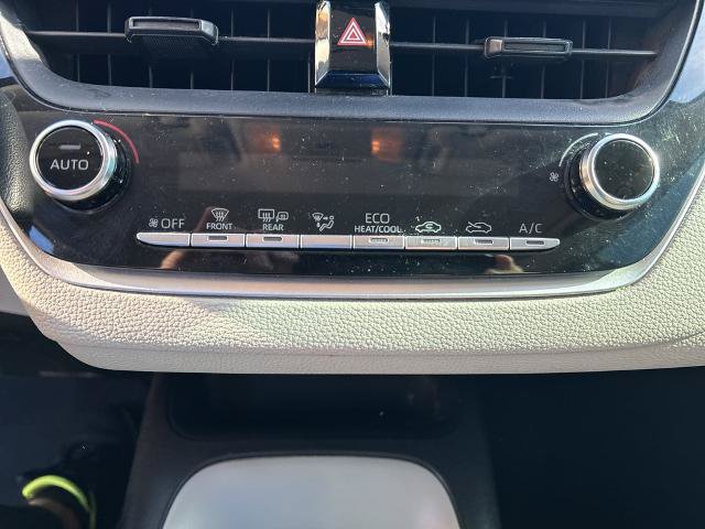 Used 2021 Toyota Corolla LE FWD image 13