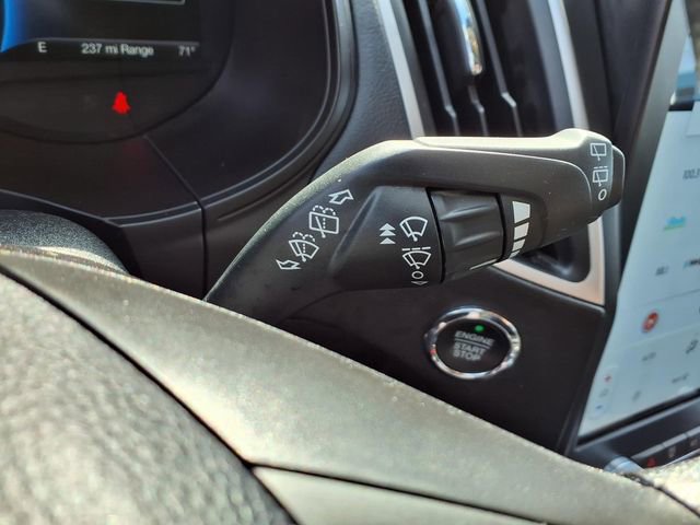 Certified 2022 Ford Edge SE w/ Black Appearance Package image 12