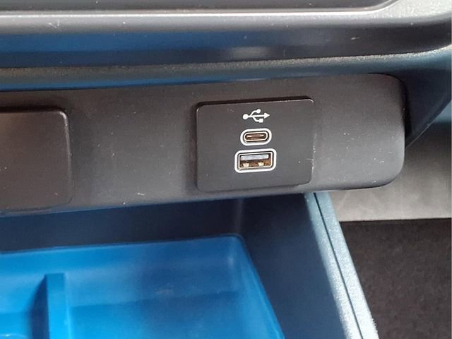 Certified 2025 Ford Maverick XLT w/ Equipment Group 302A image 14