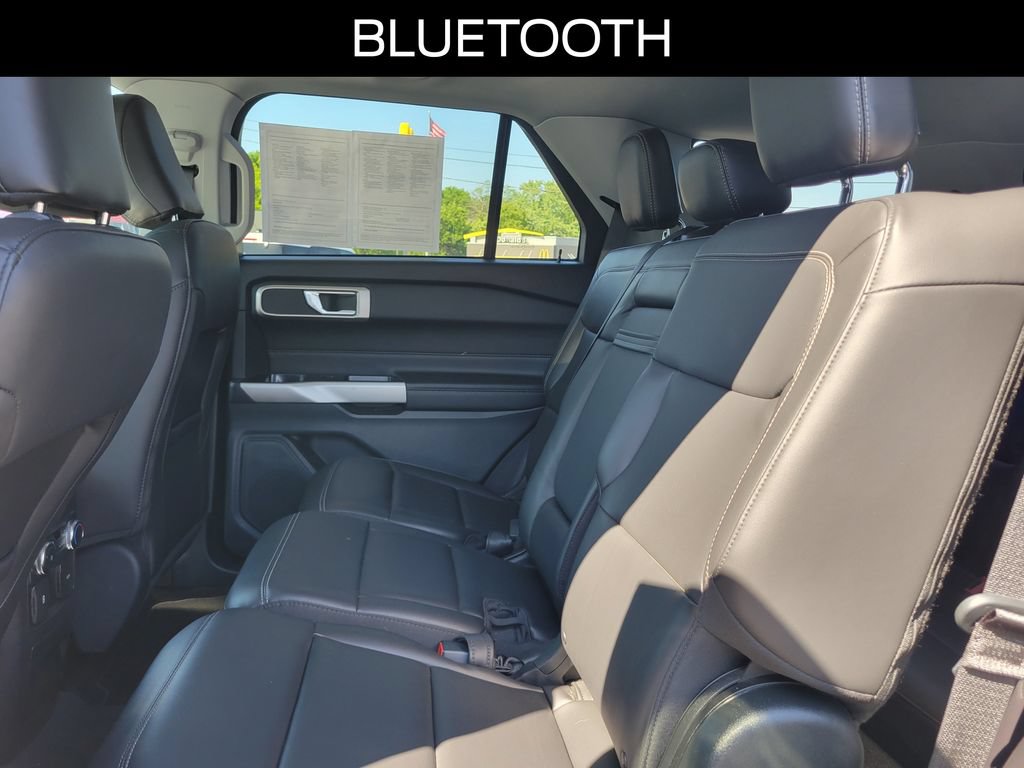 Certified 2022 Ford Explorer XLT w/ Equipment Group 202A AWD/4WD image 12
