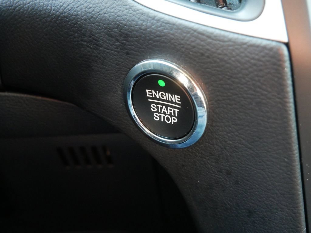 Certified 2024 Ford Edge SEL AWD/4WD image 21