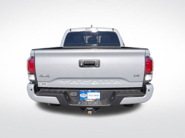 Used 2020 Toyota Tacoma Limited image 8