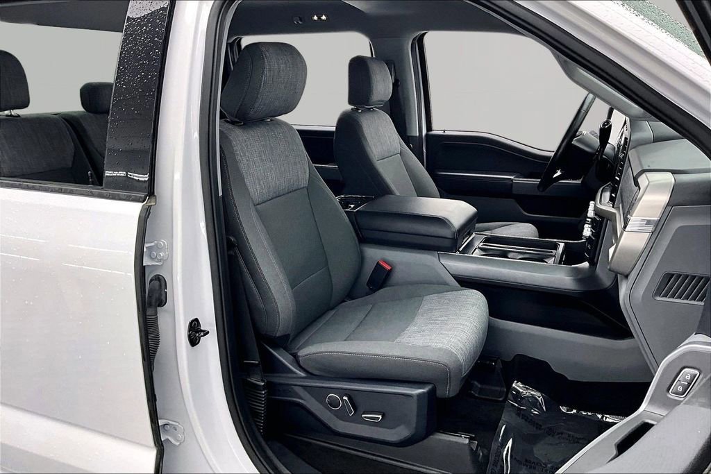 Certified 2021 Ford F150 XLT w/ Equipment Group 302A High image 9