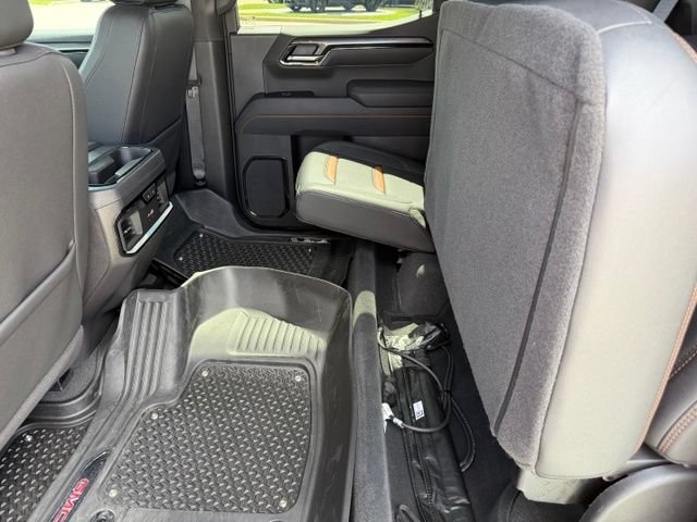 Used 2025 GMC Sierra 1500 AT4 w/ AT4 Premium Package AWD/4WD image 21