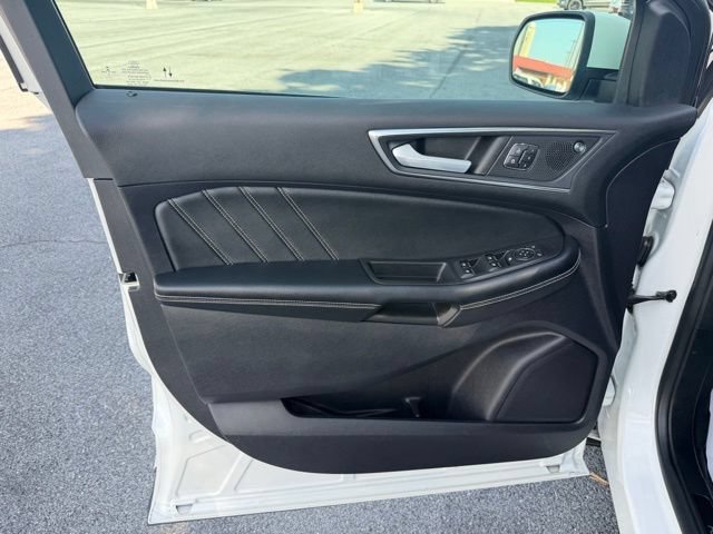Certified 2022 Ford Edge ST w/ Equipment Group 401A AWD/4WD image 13