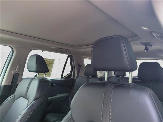 Used 2025 Honda Pilot Touring image 15