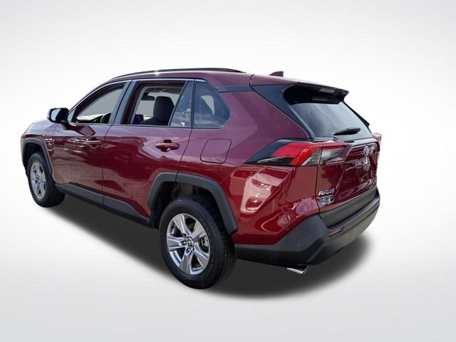 Used 2025 Toyota RAV4 XLE AWD/4WD image 3