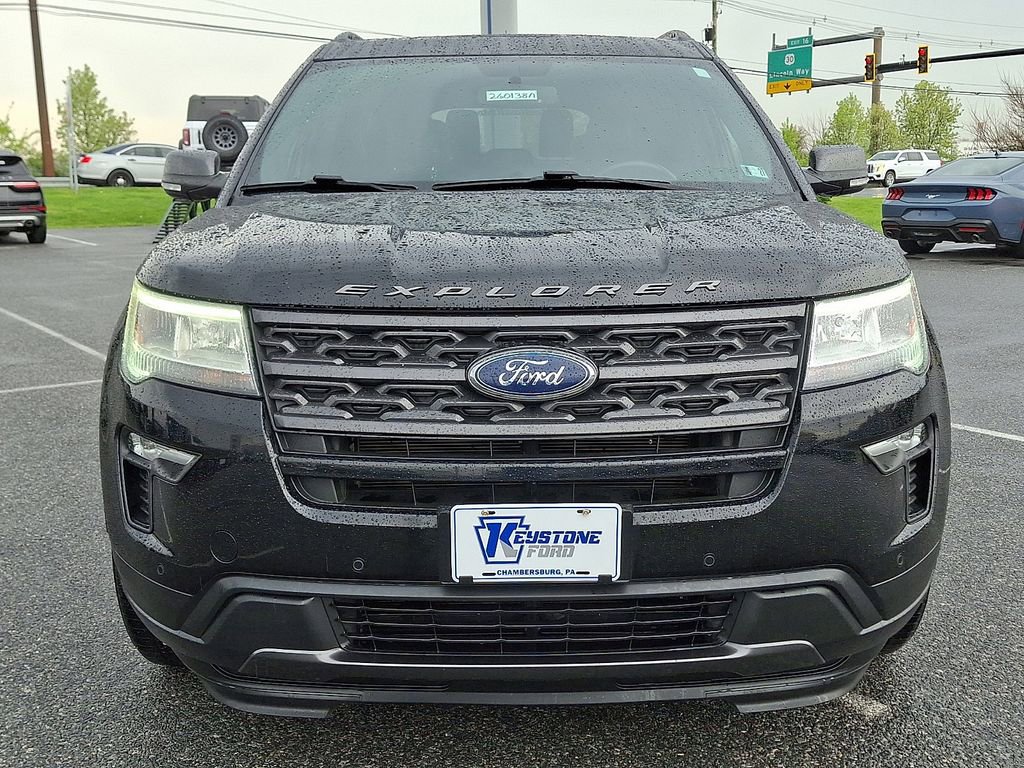 Certified 2018 Ford Explorer XLT w/ Equipment Group 202A AWD/4WD image 2