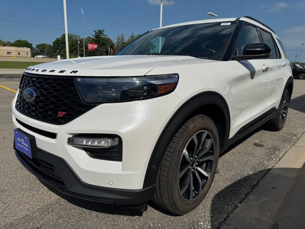 Certified 2020 Ford Explorer ST w/ Premium Technology Package AWD/4WD image 41