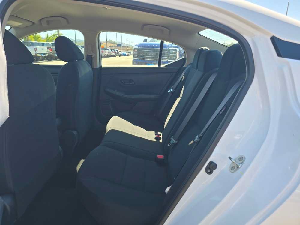 Used 2024 Nissan Sentra SV FWD image 16