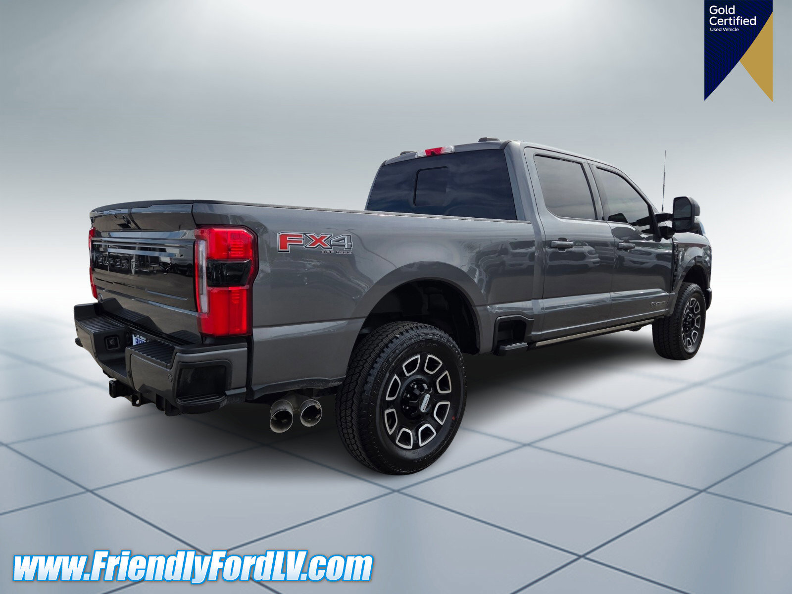 Certified 2025 Ford F350 Platinum w/ FX4 Off-Road Package image 4