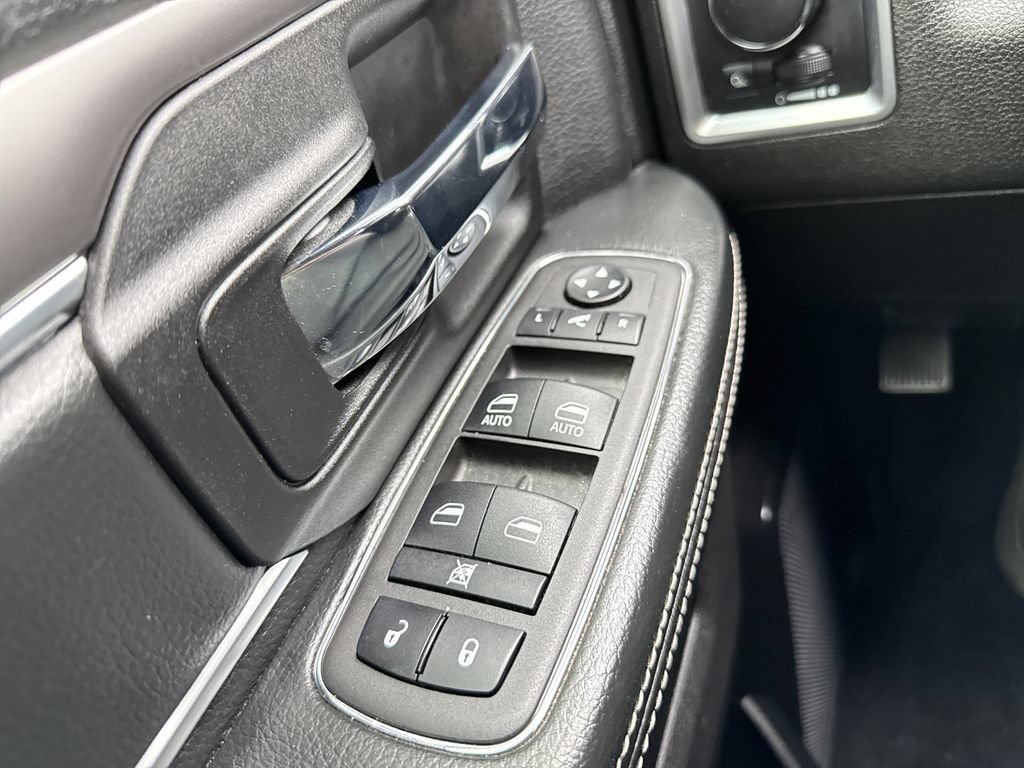Used 2023 RAM 1500 Classic Warlock w/ Electronics Group AWD/4WD image 25