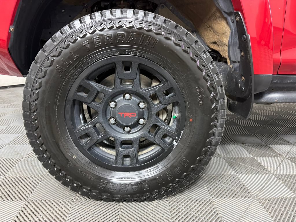 Used 2017 Toyota 4Runner TRD Off-Road Premium AWD/4WD image 10