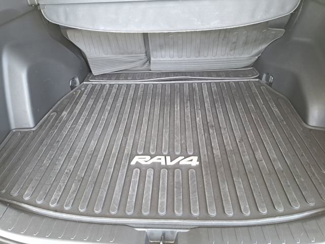 Used 2025 Toyota RAV4 XLE w/ Convenience Package AWD/4WD image 23