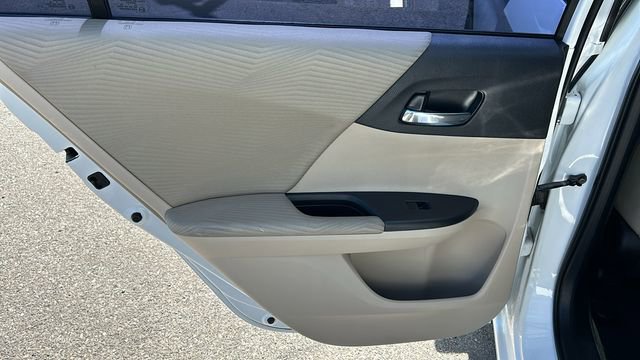 Used 2017 Honda Accord LX image 14