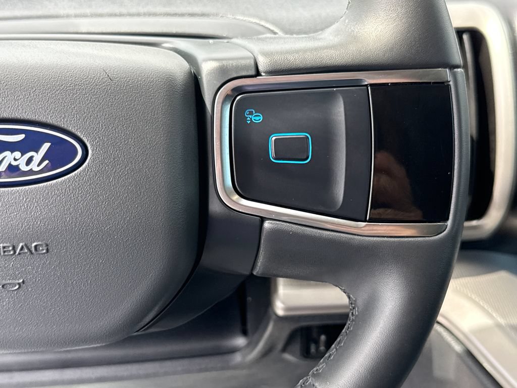 Certified 2025 Ford Expedition Max Active RWD image 17