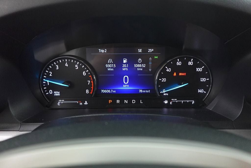 Certified 2023 Ford Explorer XLT w/ Equipment Group 202A AWD/4WD image 15