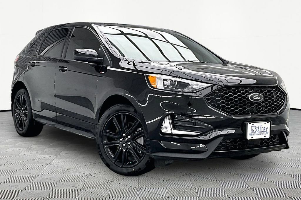 Certified 2024 Ford Edge ST-Line AWD/4WD image 12