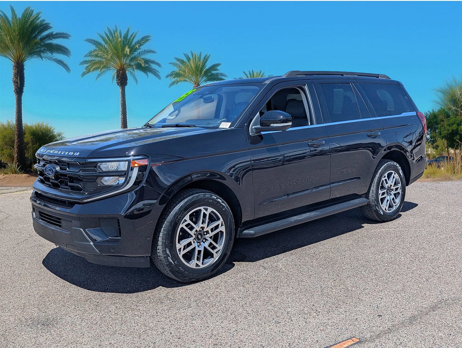 Certified 2025 Ford Expedition Active AWD/4WD image 32