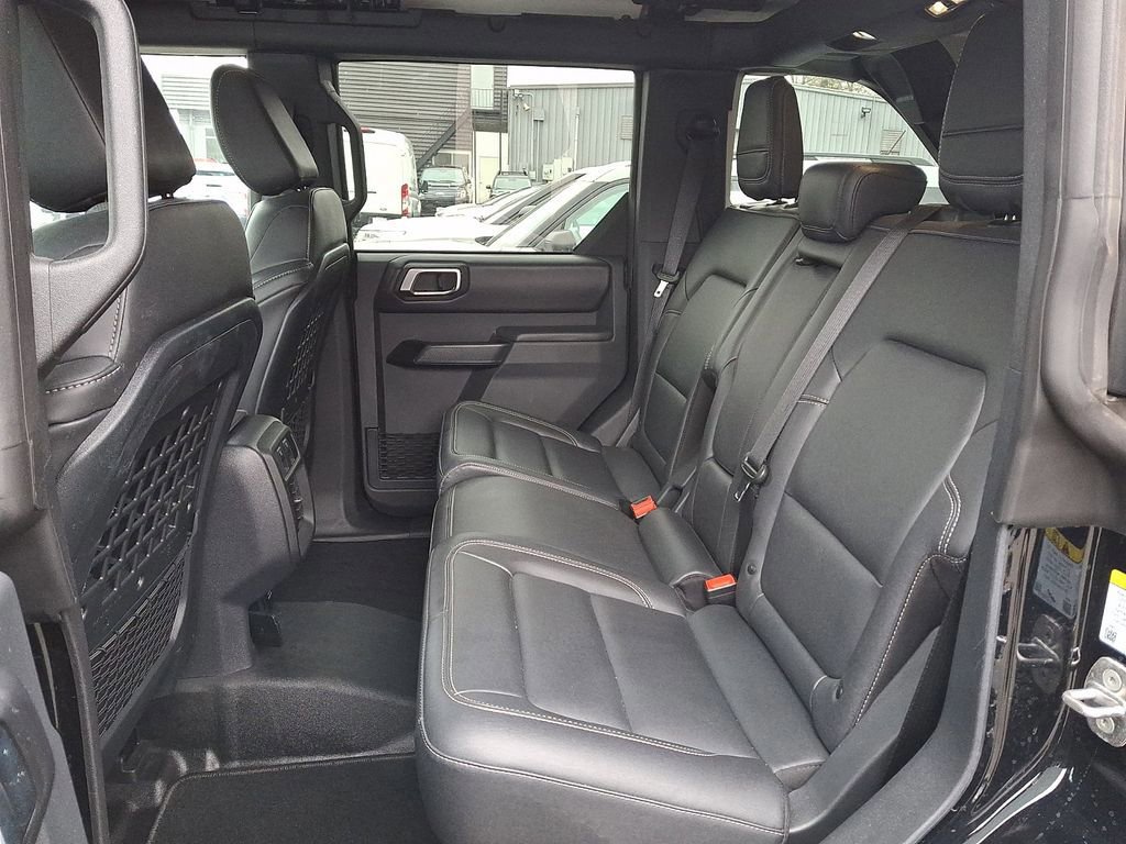 Certified 2025 Ford Bronco Badlands AWD/4WD image 10