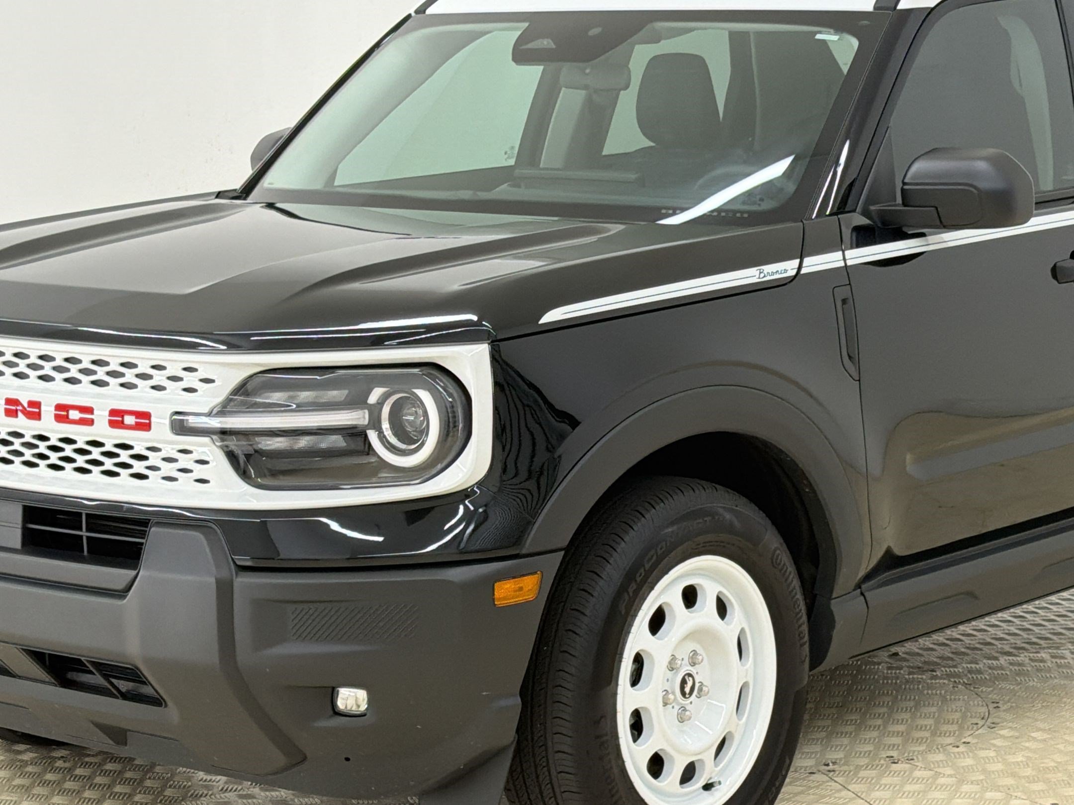 Certified 2025 Ford Bronco Sport Heritage w/ Convenience Package AWD/4WD image 25