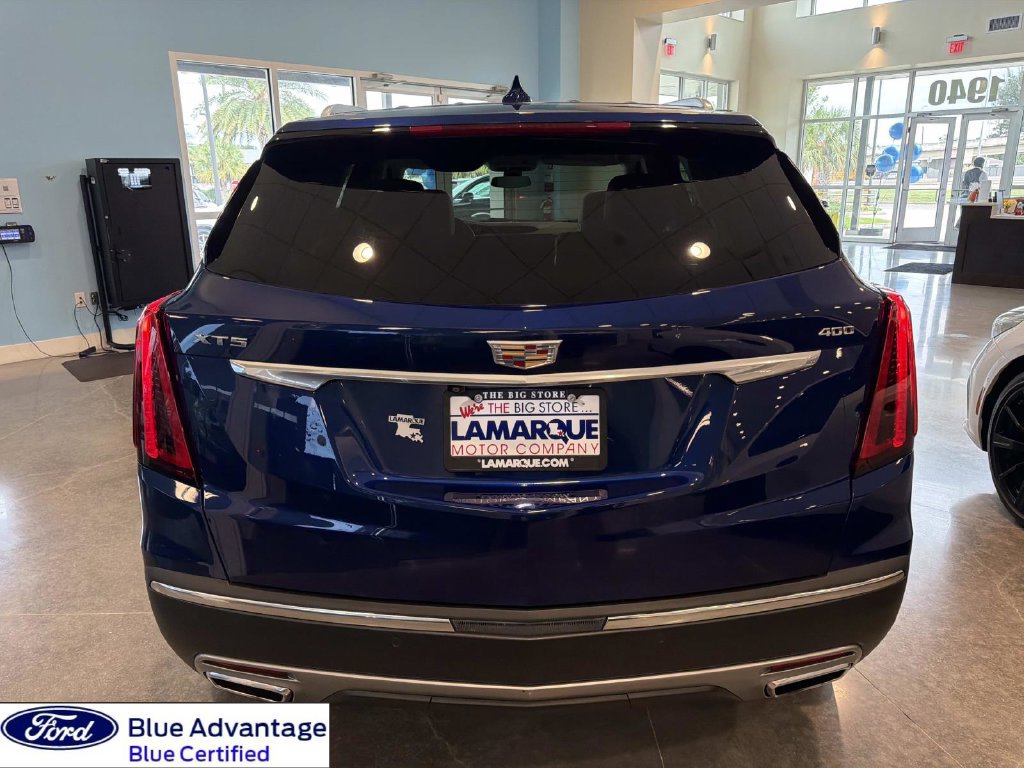 Used 2025 Cadillac XT5 Premium Luxury FWD image 9