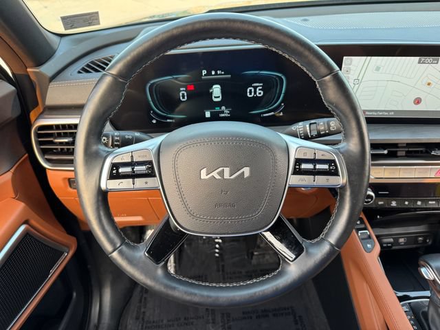 Used 2025 Kia Telluride AWD image 22