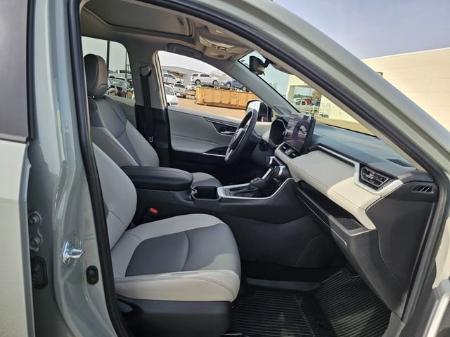 Used 2023 Toyota RAV4 XLE Premium image 26
