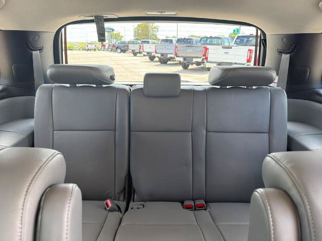 Used 2021 Toyota Sequoia Limited w/ Safety & Convenience Package AWD/4WD image 23