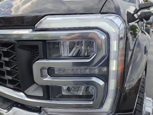 Certified 2025 Ford F450 Lariat w/ FX4 Off-Road Package AWD/4WD image 3