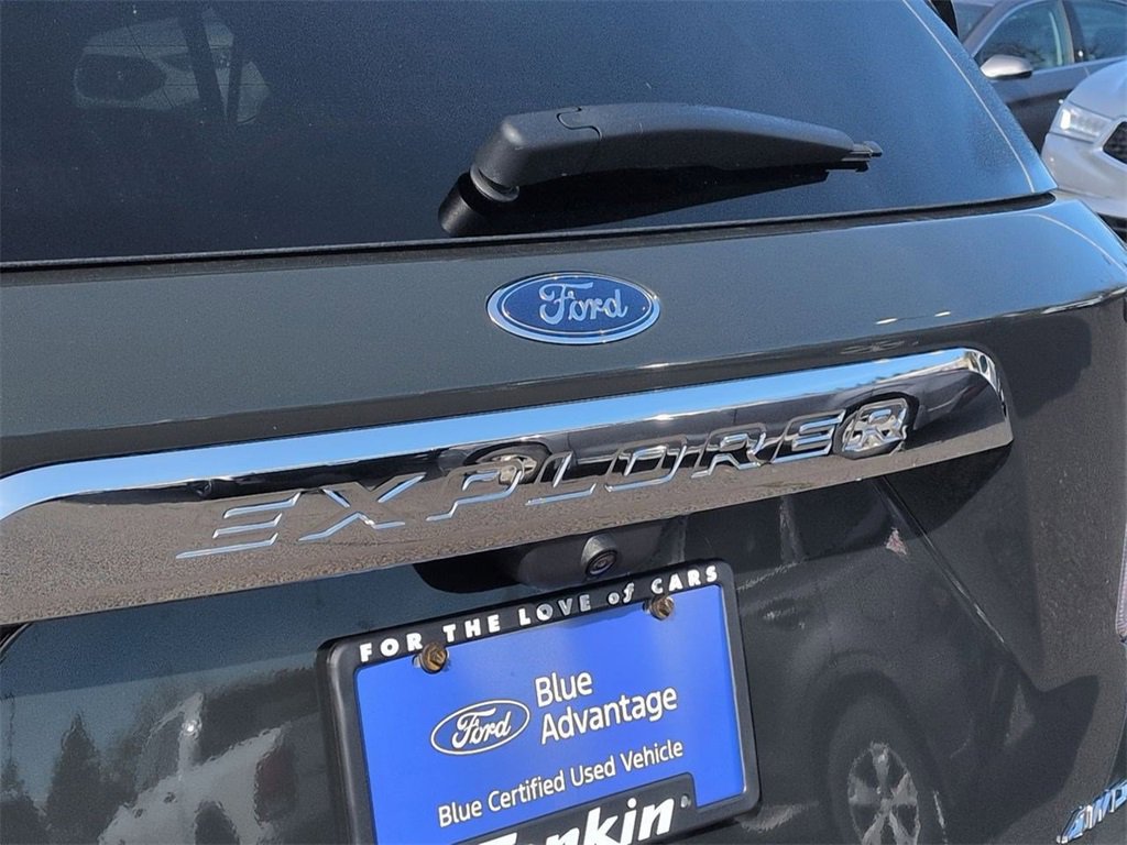 Certified 2023 Ford Explorer XLT w/ Equipment Group 202A image 23