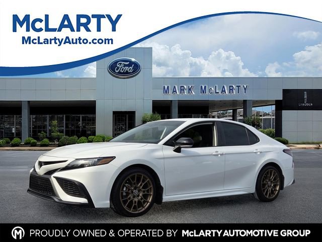 Used 2023 Toyota Camry SE w/ Convenience Package