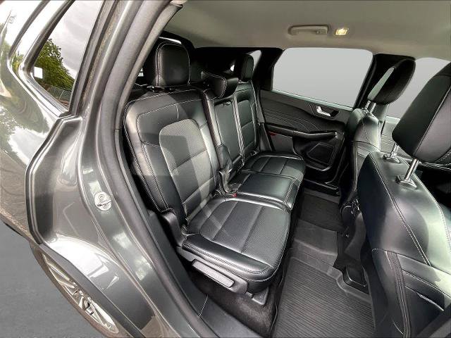 Certified 2025 Ford Escape Platinum AWD/4WD image 27