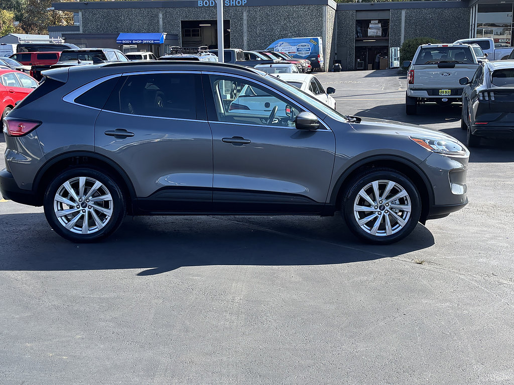 Certified 2021 Ford Escape Titanium w/ Titanium Elite Package AWD/4WD image 4