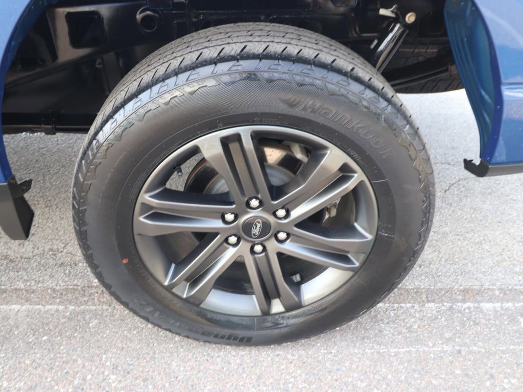 Certified 2022 Ford F150 XLT w/ Equipment Group 302A High image 17