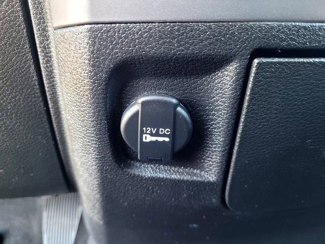 Used 2022 RAM 1500 Classic SLT image 18