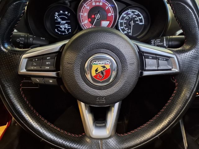 Used 2020 FIAT 124 Spider Abarth w/ Convenience Group RWD image 12